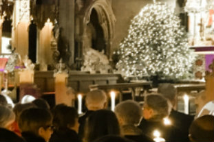 Candlelight Carol Service - Sunday 10 December at 5pm